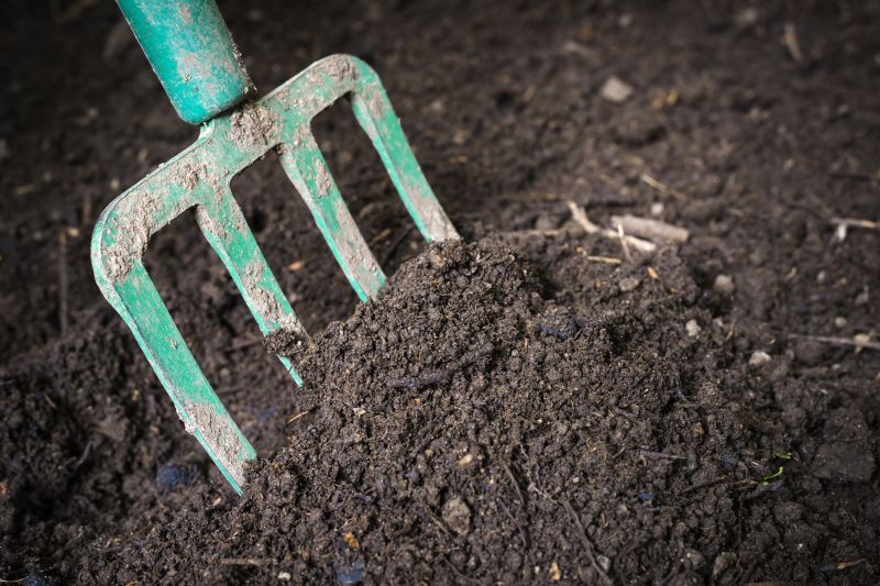 Top Soil Spreading Costs — Cost of Top Soil Spreading